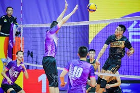 世体：巴萨今夏重点补强左边锋，迪亚斯、莱奥、尼科、卢克曼在列